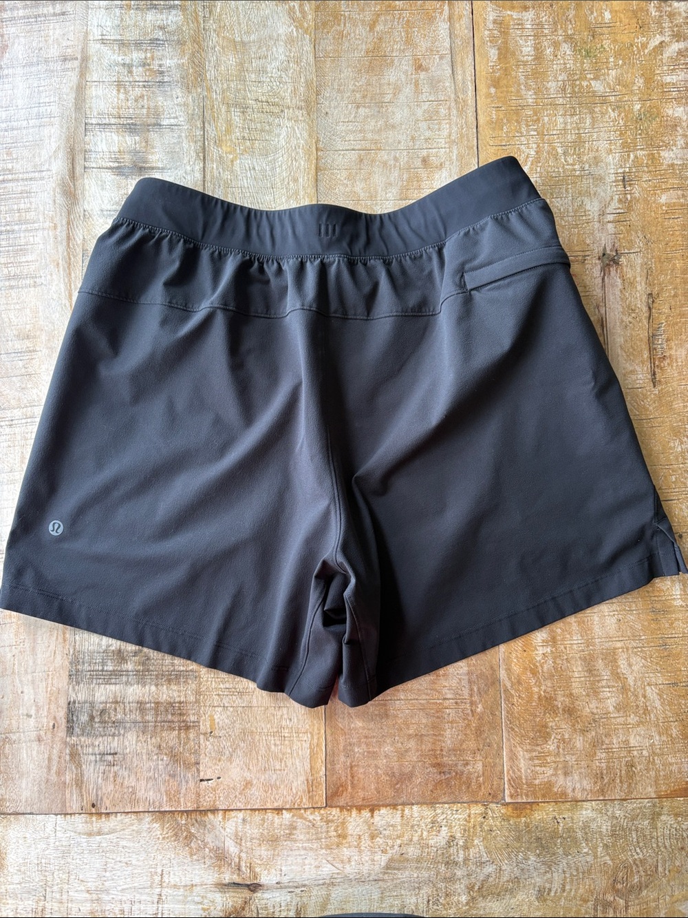 Lululemon athletica Men's Black Athletic Shorts size M - Picture 3 of 6